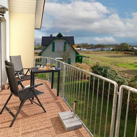 Ostseeblick * Kirchdorf (Poel)